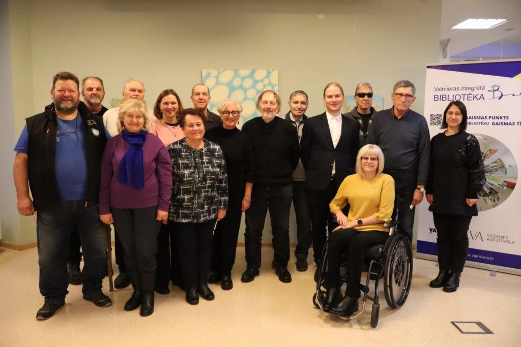 Gaujas plostnieku kopbilde Valmieras Integrētajā bibliotēkā