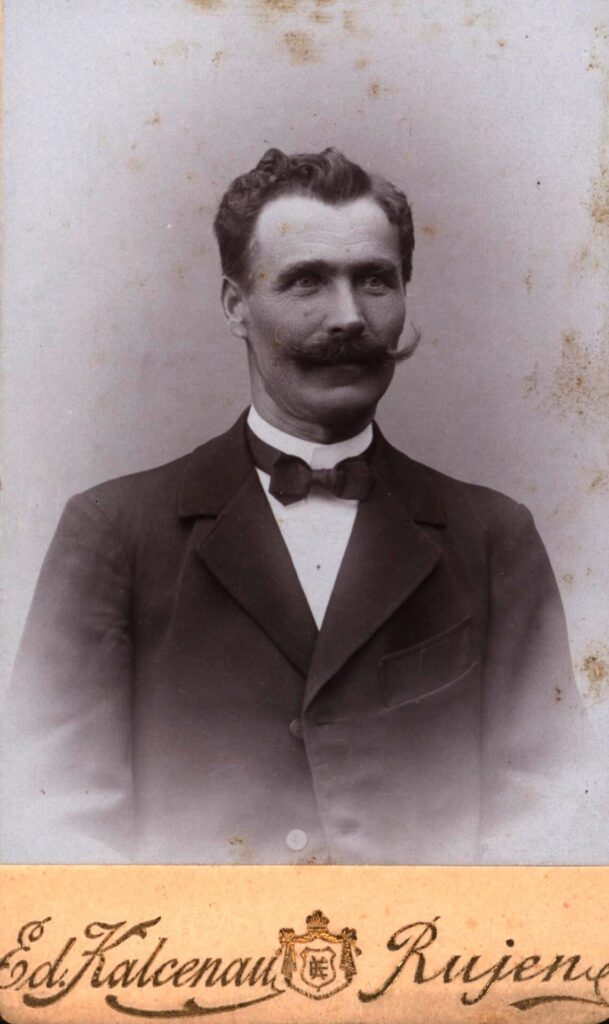 Augusta Dambīša fotogrāfija